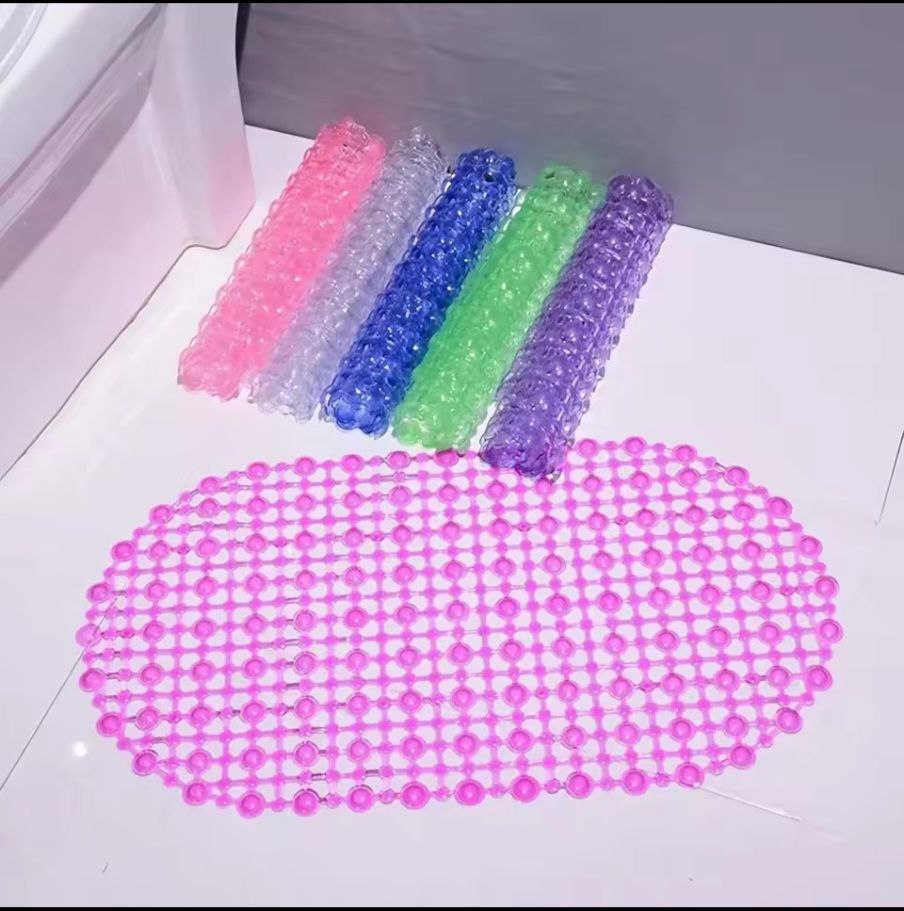 Non-slip bathroom mats