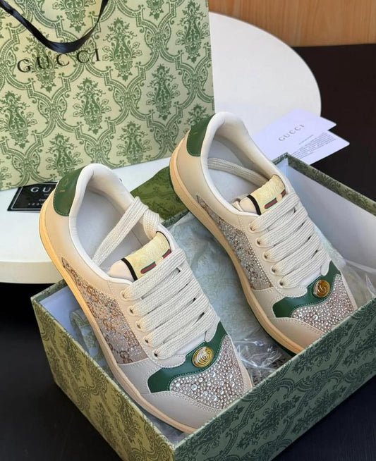 *LUXURY GUCCI STUDDED SNEAKERS ✨ ✨*
*🩷💚Fully boxed!!✅*
